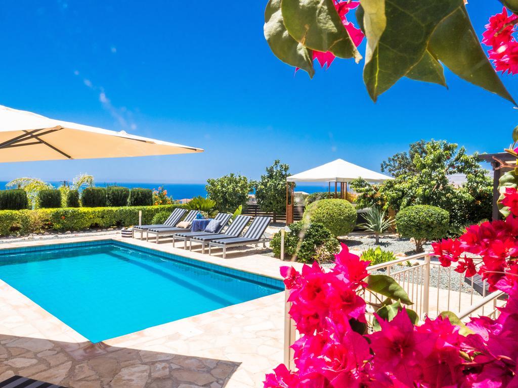 Villa Linda Пея Екстериор снимка