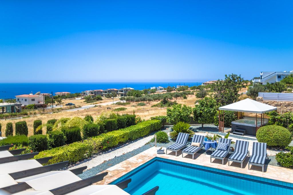 Villa Linda Пея Екстериор снимка